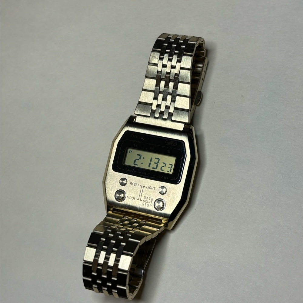 Casio gold Digital Watch